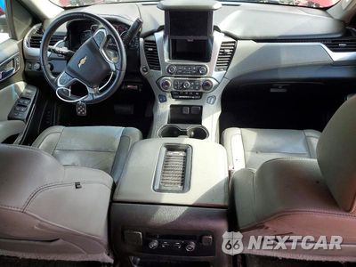 Zdjęcie 8 z 13 samochodu: 2017 CHEVROLET SUBURBAN K1500 LT VIN:1GNSKHKC7HR261892 - miniatura