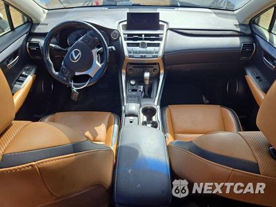 Zdjęcie 8 z 12 samochodu: 2016 LEXUS NX 200T BASE VIN:JTJBARBZ1G2058880 - miniatura