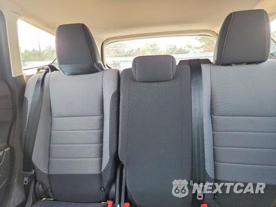 Zdjęcie 10 z 13 samochodu: 2017 FORD ESCAPE S VIN:1FMCU0F78HUB64568 - miniatura