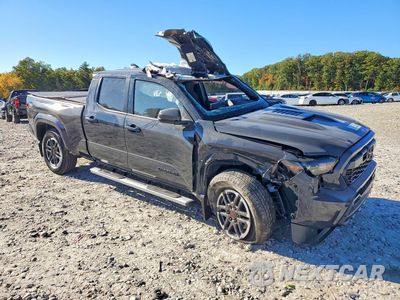 Czwarte zdjęcie samochodu z boku: 2026 TOYOTA TACOMA TRD SPORT VIN:3TMLB5JN0TM295813 - miniatura