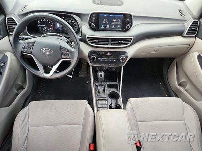 Zdjęcie 8 z 12 samochodu: 2019 HYUNDAI TUCSON SE VIN:KM8J23A49KU056916 - miniatura