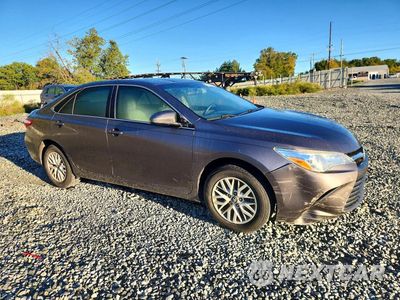 Czwarte zdjęcie samochodu z boku: 2017 TOYOTA CAMRY LE VIN:4T1BF1FK8HU686908 - miniatura