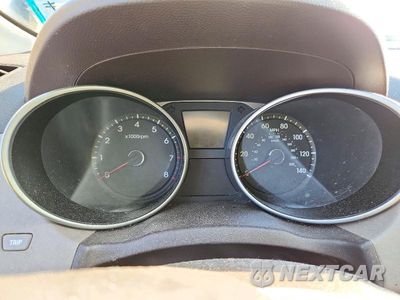Zdjęcie 9 z 12 samochodu: 2010 HYUNDAI TUCSON LIMITED VIN:KM8JU3AC7AU019914 - miniatura