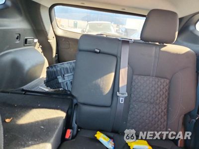 Zdjęcie 10 z 13 samochodu: 2019 CHEVROLET BLAZER 1LT VIN:3GNKBBRA4KS672821 - miniatura