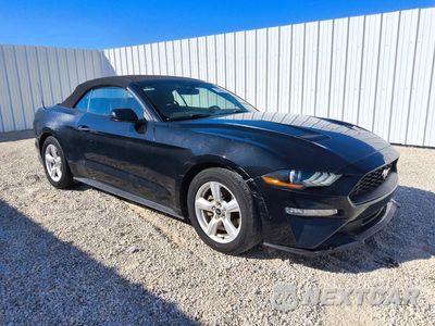 Czwarte zdjęcie samochodu z boku: 2019 FORD MUSTANG VIN:1FATP8UH0K5101882 - miniatura