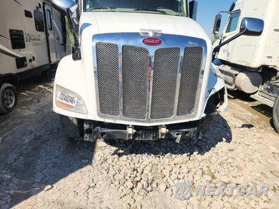 Zdjęcie 13 z 13 samochodu: 2019 PETERBILT 579 SEMI TRUCK VIN:1XPBDP9X2KD235662 - miniatura
