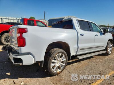 Trzecie zdjęcie samochodu z tyłu: 2026 CHEVROLET SILVERADO K1500 HIGH COUNTRY VIN:1GCUKJEL1TZ256541 - miniatura