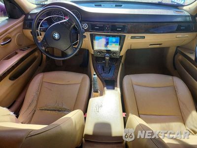 Zdjęcie 8 z 12 samochodu: 2006 BMW 325 I VIN:WBAVB13536KX69650 - miniatura