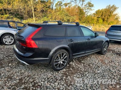 Trzecie zdjęcie samochodu z tyłu: 2020 VOLVO V90 CROSS COUNTRY T6 INSCRIPTION VIN:YV4A22NL2L1112744 - miniatura