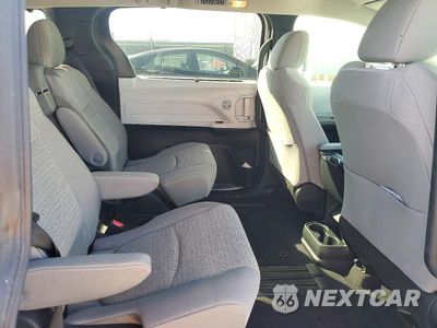 Zdjęcie 11 z 14 samochodu: 2026 TOYOTA SIENNA LE VIN:5TDKRKECXTS312602 - miniatura