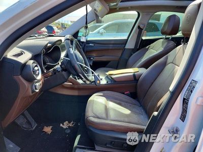 Zdjęcie 7 z 12 samochodu: 2018 ALFA ROMEO STELVIO VIN:ZASFAKAN7J7B78050 - miniatura