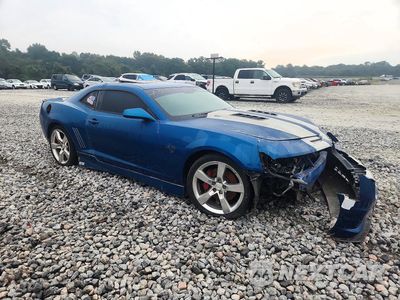 Czwarte zdjęcie samochodu z boku: 2010 CHEVROLET CAMARO SS VIN:2G1FJ1EJ0A9117592 - miniatura