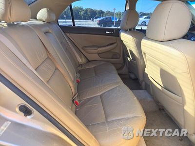 Zdjęcie 10 z 12 samochodu: 2003 HONDA ACCORD EX VIN:1HGCM56633A121776 - miniatura