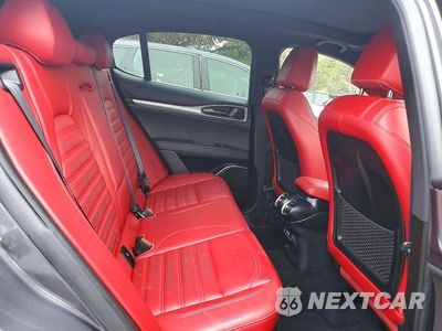 Zdjęcie 10 z 13 samochodu: 2022 ALFA ROMEO STELVIO TI VIN:ZASPAKBN8N7D37862 - miniatura