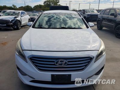 Piąte zdjęcie samochodu w środku: 2016 HYUNDAI SONATA SE VIN:5NPE24AF7GH404078 - miniatura