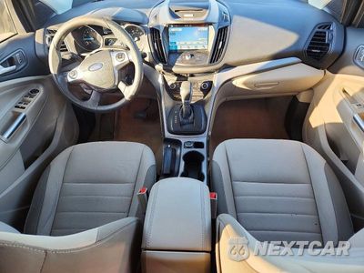Zdjęcie 8 z 13 samochodu: 2016 FORD ESCAPE SE VIN:1FMCU9GX3GUA88968 - miniatura