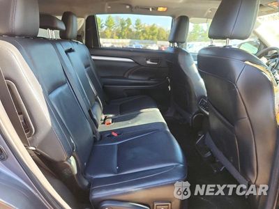 Zdjęcie 10 z 12 samochodu: 2015 TOYOTA HIGHLANDER XLE VIN:5TDJKRFH4FS090341 - miniatura