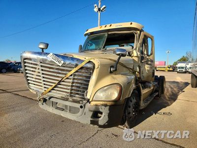 2013 FREIGHTLINER CASCADIA SEMI TRUCK 1FUJGEBG1DLFG7093 - główne zdjęcie licytacji z USA - miniatura