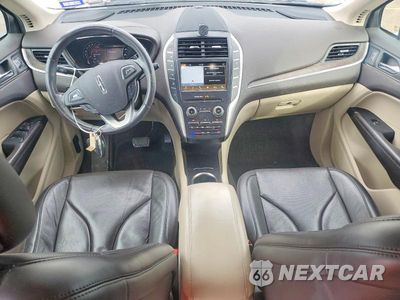 Zdjęcie 8 z 13 samochodu: 2017 LINCOLN MKC RESERVE VIN:5LMCJ3C92HUL02571 - miniatura