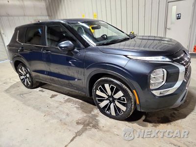Czwarte zdjęcie samochodu z boku: 2026 MITSUBISHI OUTLANDER SE VIN:JA4J3VAB5TZ042022 - miniatura