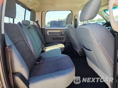 Zdjęcie 10 z 12 samochodu: 2018 RAM 1500 SLT VIN:1C6RR6LT0JS239745 - miniatura