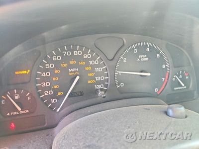 Zdjęcie 9 z 12 samochodu: 2000 SATURN SL2 VIN:1G8ZK5271YZ115863 - miniatura