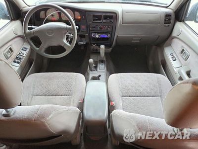 Zdjęcie 8 z 12 samochodu: 2003 TOYOTA TACOMA V6 VIN:5TEHN72N83Z160377 - miniatura