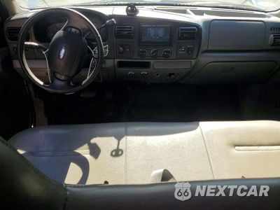 Zdjęcie 8 z 12 samochodu: 2007 FORD F250 SUPER DUTY VIN:1FTSX21P47EB15791 - miniatura