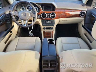 Zdjęcie 8 z 12 samochodu: 2013 MERCEDES-BENZ GLK 350 VIN:WDCGG5HB7DF986489 - miniatura