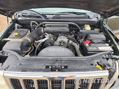 Zdjęcie 12 z 13 samochodu: 2006 JEEP COMMANDER VIN:1J8HG48K86C356773 - miniatura