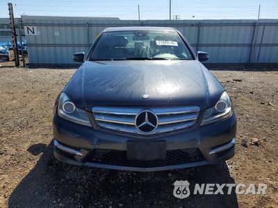Piąte zdjęcie samochodu w środku: 2012 MERCEDES-BENZ C 300 4MATIC VIN:WDDGF8BB1CR227343 - miniatura