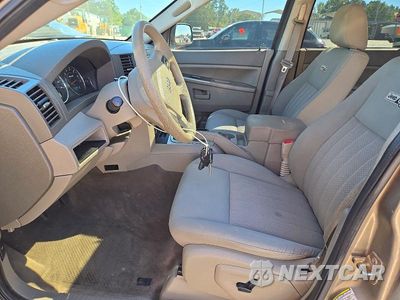 Zdjęcie 7 z 13 samochodu: 2006 JEEP GRAND CHEROKEE LAREDO VIN:1J4GR48K16C316011 - miniatura