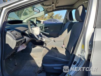 Zdjęcie 7 z 13 samochodu: 2010 TOYOTA PRIUS III VIN:JTDKN3DU2A0237518 - miniatura