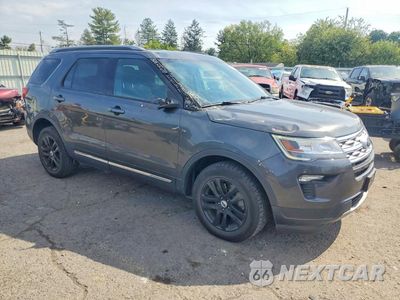 Czwarte zdjęcie samochodu z boku: 2019 FORD EXPLORER XLT VIN:1FM5K8D85KGA81808 - miniatura