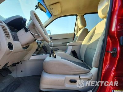 Zdjęcie 7 z 14 samochodu: 2008 FORD ESCAPE XLT VIN:1FMCU93168KE20075 - miniatura