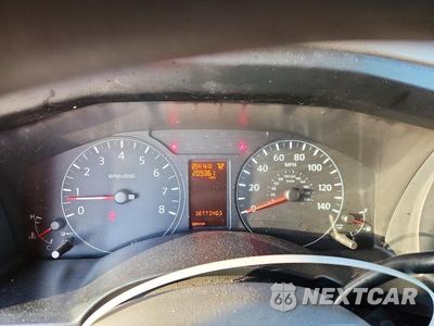 Zdjęcie 9 z 12 samochodu: 2017 NISSAN NV 2500 HD SV VIN:1N6BF0KY6HN809394 - miniatura