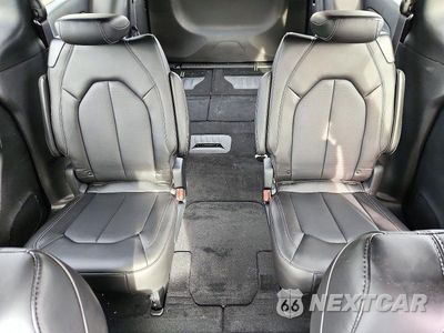 Zdjęcie 10 z 13 samochodu: 2025 CHRYSLER VOYAGER LX VIN:2C4RC1CG0SR614052 - miniatura