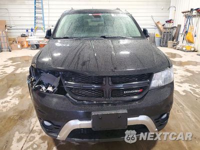 Piąte zdjęcie samochodu w środku: 2020 DODGE JOURNEY CROSSROAD VIN:3C4PDCGB4LT269752 - miniatura