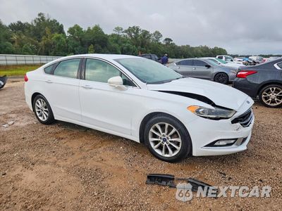 Czwarte zdjęcie samochodu z boku: 2017 FORD FUSION SE VIN:3FA6P0HD0HR112716 - miniatura