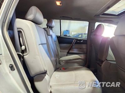 Zdjęcie 11 z 14 samochodu: 2011 TOYOTA HIGHLANDER LIMITED VIN:5TDDK3EH2BS049941 - miniatura