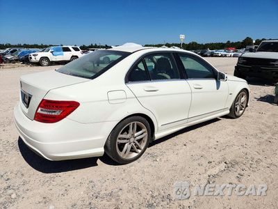 Trzecie zdjęcie samochodu z tyłu: 2012 MERCEDES-BENZ C 250 VIN:WDDGF4HB5CA599217 - miniatura