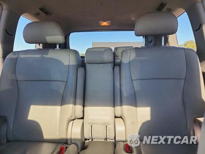 Zdjęcie 10 z 13 samochodu: 2011 TOYOTA HIGHLANDER SE VIN:5TDBK3EH0BS048598 - miniatura