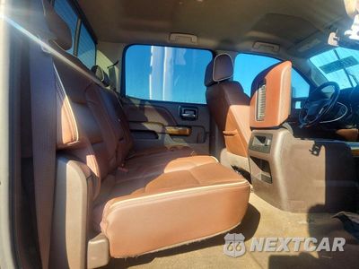 Zdjęcie 10 z 13 samochodu: 2018 CHEVROLET SILVERADO K2500 HIGH COUNTRY VIN:1GC1KXEYXJF121509 - miniatura