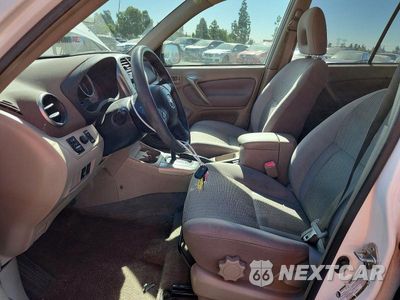 Zdjęcie 7 z 13 samochodu: 2004 TOYOTA RAV4 BASE VIN:JTEGD20V040005873 - miniatura
