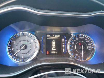 Zdjęcie 9 z 12 samochodu: 2015 CHRYSLER 200 LIMITED VIN:1C3CCCAB8FN619614 - miniatura