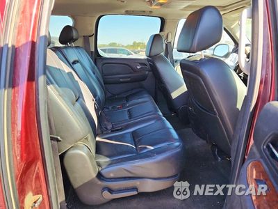 Zdjęcie 11 z 13 samochodu: 2008 CHEVROLET SUBURBAN K1500 LS VIN:3GNFK16398G146259 - miniatura