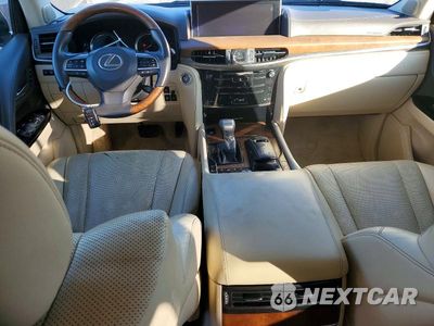 Zdjęcie 8 z 13 samochodu: 2017 LEXUS LX 570 VIN:JTJHY7AX4H4226494 - miniatura