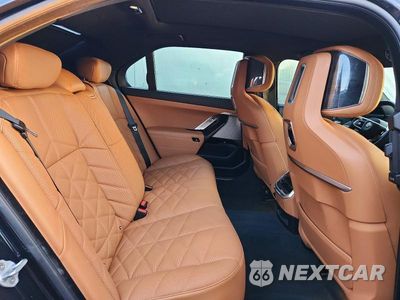 Zdjęcie 10 z 13 samochodu: 2025 BMW 740 XI VIN:WBA33EH05SCV89275 - miniatura