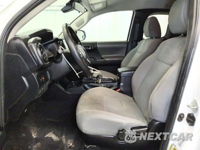Zdjęcie 7 z 13 samochodu: 2021 TOYOTA TACOMA SR VIN:3TYRX5GN5MT027820 - miniatura