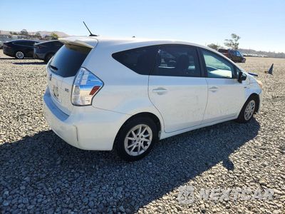 Trzecie zdjęcie samochodu z tyłu: 2014 TOYOTA PRIUS V THREE VIN:JTDZN3EU7E3323053 - miniatura